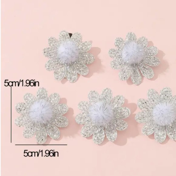 SPARKLING FLOWER HAIR CLIPS in White & Silver (Set of 5) - Picture 2 of 3